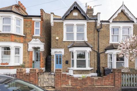 Winchester Road, E4