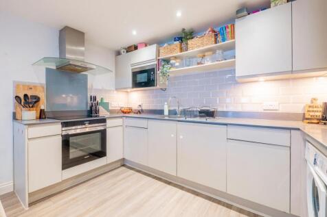 Lounge/Kitchen
