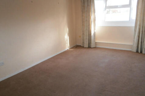 EXETER DRIVE, Birmingham, B37 photo 4