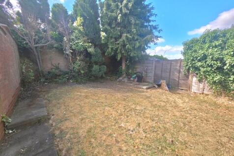Shared Rear Garden