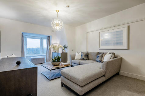4 bed flat to rent Park Road, St. Johns Wood NW8