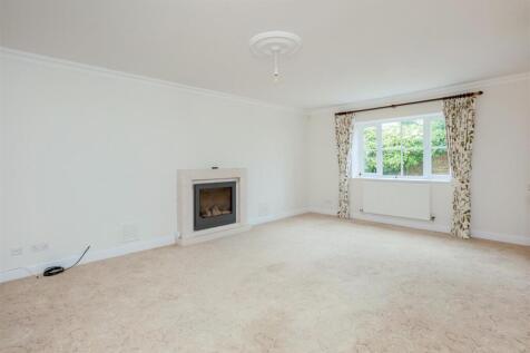 17 Jeffs Close 2469-5.jpg