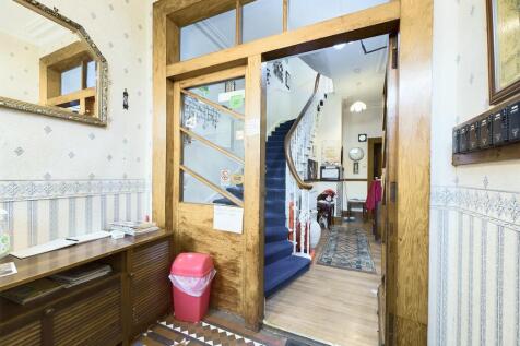 CAM03185G0-PR0079-STILL007