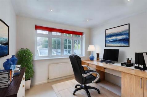 Virtual Staging AI - Office - 31 October 2024 16_5