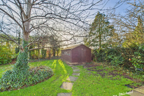 CAM03218G0-PR0847-STILL009