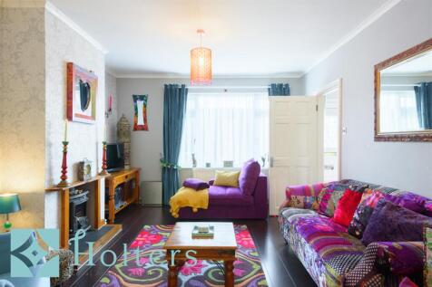 23 Underhill Crescent, Knighton-12.jpg