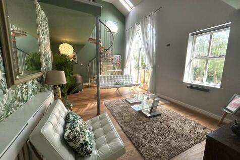 The Old Tannery, Hyde, Greater Manchester, SK14 photo 3