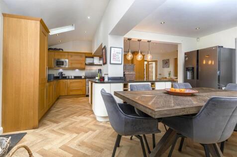 Bramleys Estate Agents - Cross Lane - Stocksmoor (