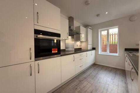 Laura Avenue, Nottingham, NG5 photo 4