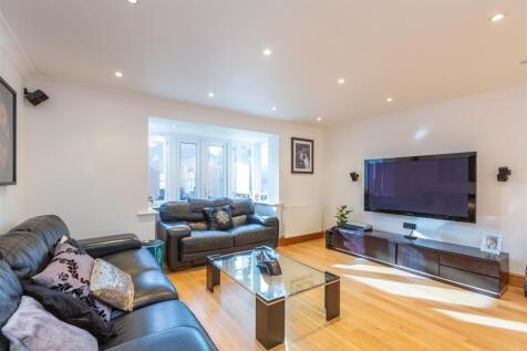 5, Tilekiln Close, Waltham Cross, Herts, EN7 5RE-2