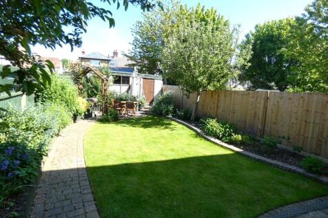 Burnham Road photo 4