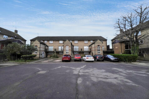 21 Buttercup Square, Stanwell, Staines-upon-Thames, TW19 7UD