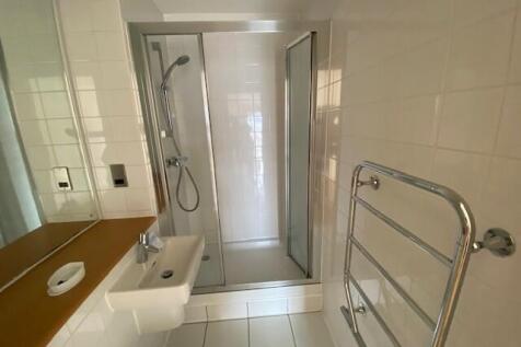 EN SUITE T202607170924.jpg