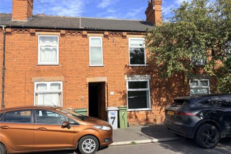 3-bed terraced on Stanley Street, Newark, Nottinghamshire, NG24, £795/mo