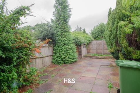32 Sandy Hill - Rear.jpg