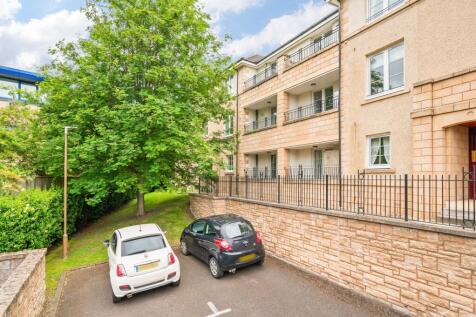 Parking of 12 (Flat 4) Powderhall Road