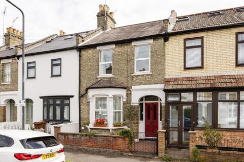 Kenilworth Avenue, E17