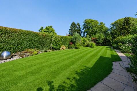 Large Rear Garden