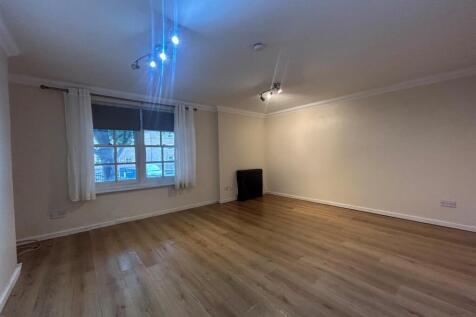 Living room 1.jpg