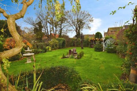 3a61744d-garden 20a.JPG