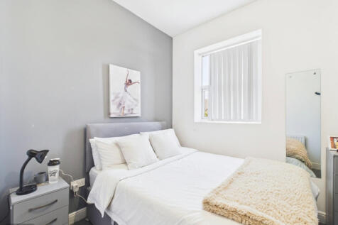 Room to Rent with All Bills Included