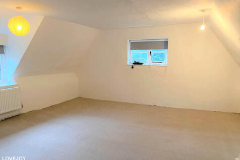 Bulpitts Hill, Andover, SP11 photo 4