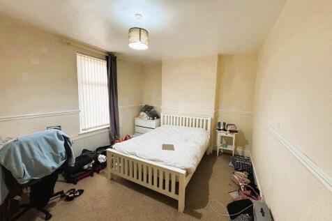 Derby Grove, Nottingham, Nottinghamshire, NG7 photo 2