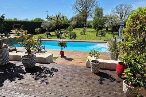 Property Image 11