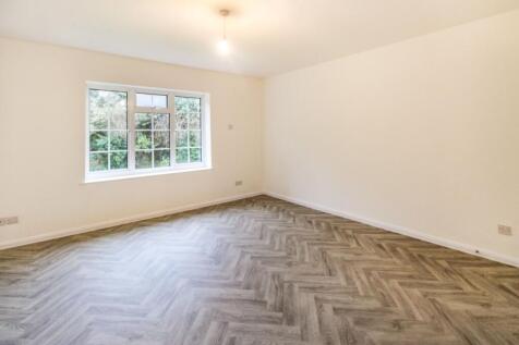 Bowmans Way, Dunstable photo 5