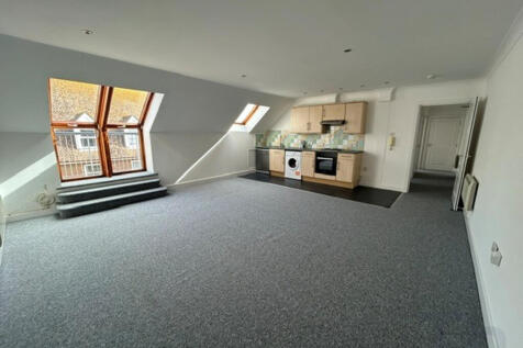 Lounge 2