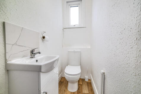 Manor Road, Westcliff on Sea, SS0 photo 4