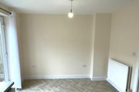 Marleys Way, Frome, Somerset, BA11 photo 4