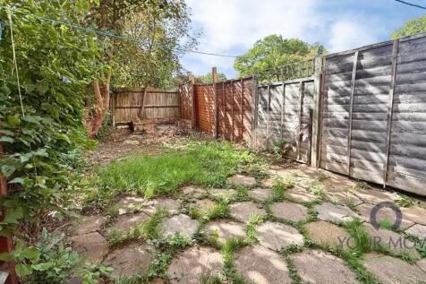 Haldane Road, London, SE28 photo 5