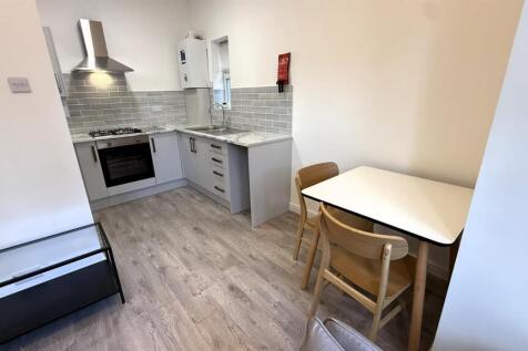Chatham Grove, West Didsbury photo 3