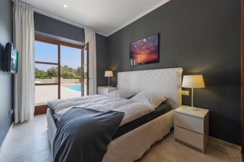 Bedroom (4)