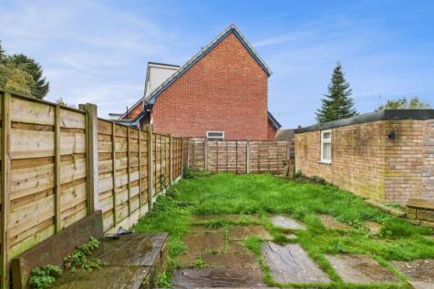 CAM03729G0-PR0159-STILL021