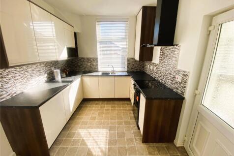 62, Fraser Street, Shaw, Oldham, OL2 photo 3