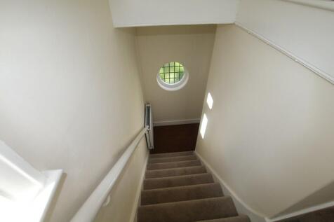 Lower Queens Road, Ashford, Kent, TN24 photo 4