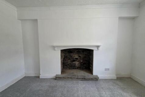 Van Road, Caerphilly photo 3