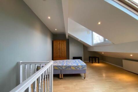 Room 4 2