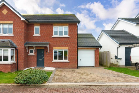 Isle Of Man, BT22 - property photo