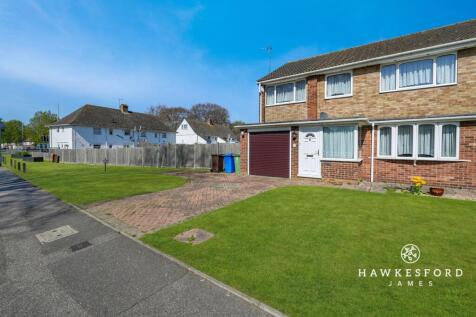 Stanhope Avenue, Sittingbourne - Front