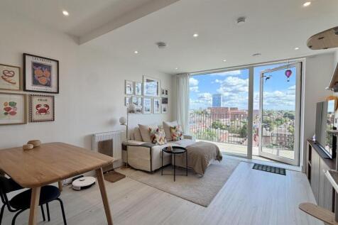 Flat for Sale at norah smyth, E16 By Barrain Londo
