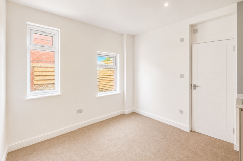 Forest Road, Southport photo 5