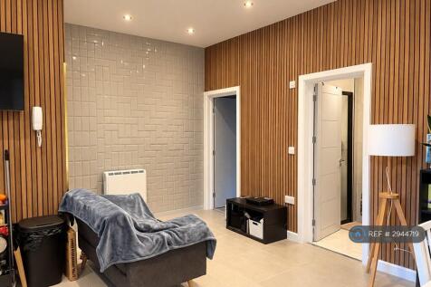 Archway Road, London, N6 photo 3
