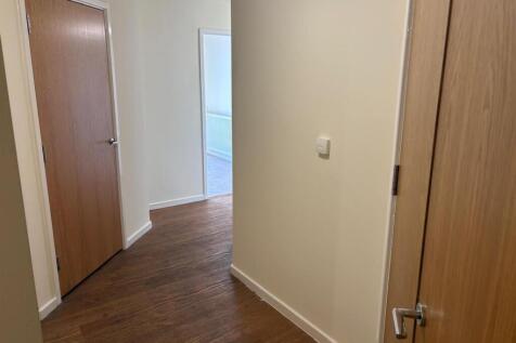 Hallway.jpg