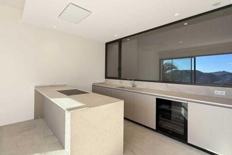 05-port andratx-Neubauhaus mit Panoramablick und Hafenblick-kaufen-natursteinboden