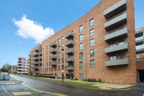 Apartment 26, 31 Royal Engineers Way - WxHGlEShc4E