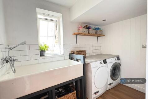 Utility Room With Large Sink