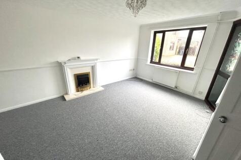 Mellis Court, Felixstowe, IP11  photo 3